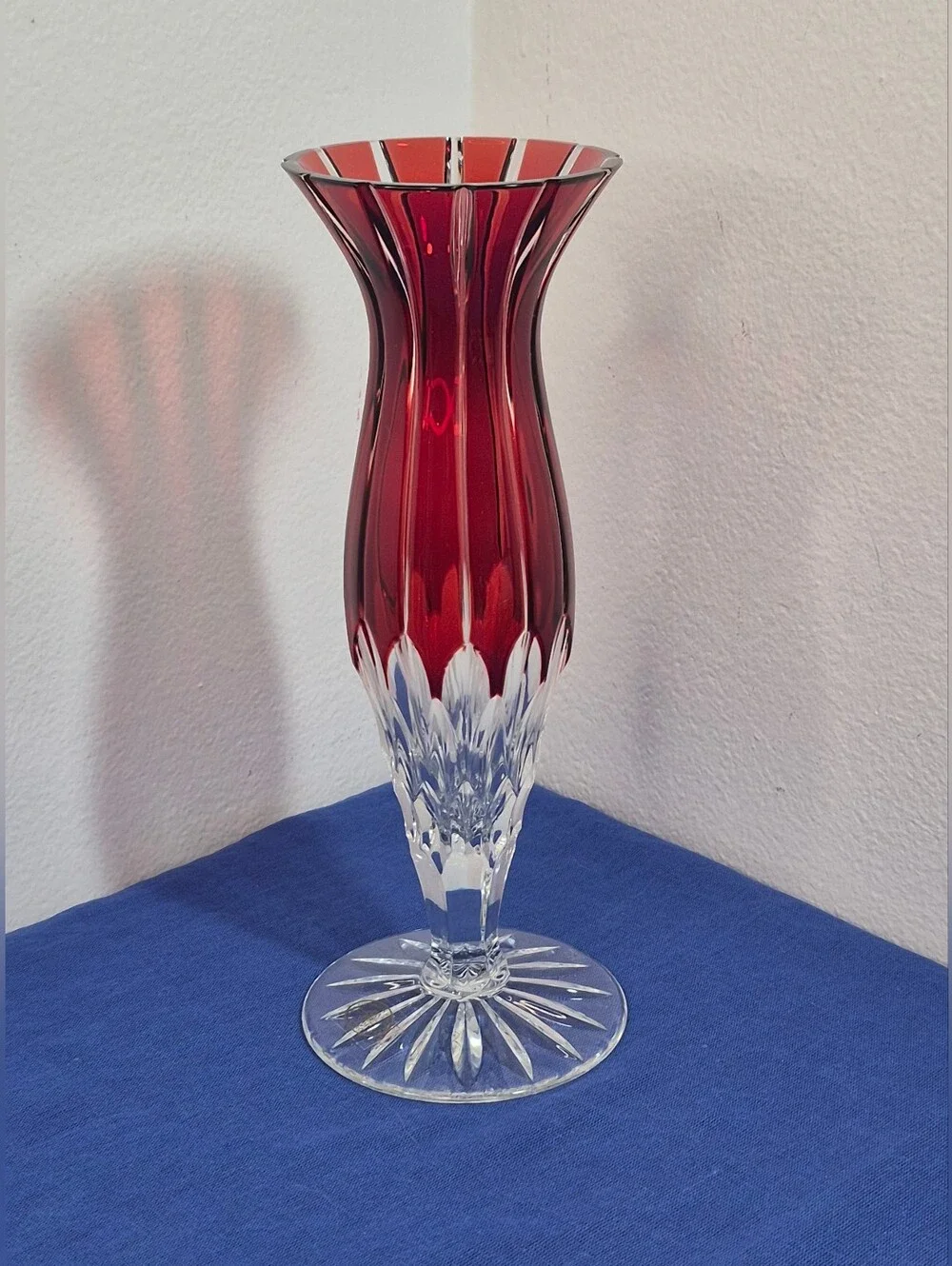 Ajka Crystal Hungary Castille Alberga Ruby Red Cut to Clear Vase 9